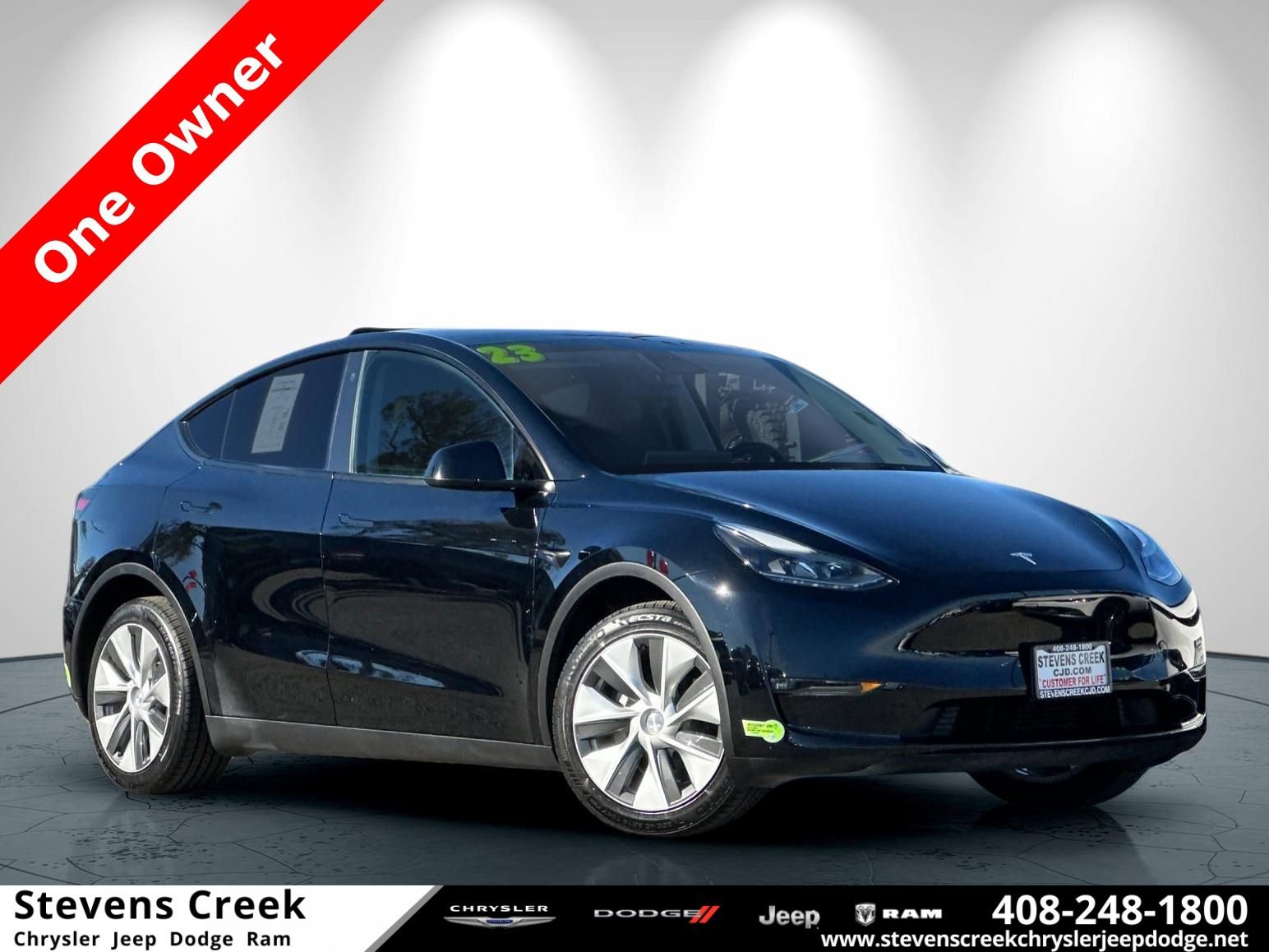 Used 2023 Tesla Model Y Long Range image 1