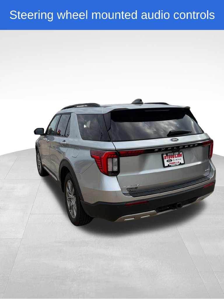 Used 2025 Ford Explorer Active w/ Active Comfort Package AWD/4WD image 8