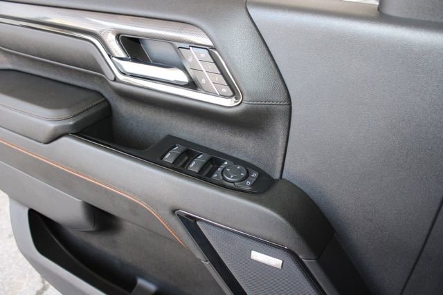 Used 2024 GMC Sierra 2500 AT4 w/ AT4 Premium Plus Package image 20