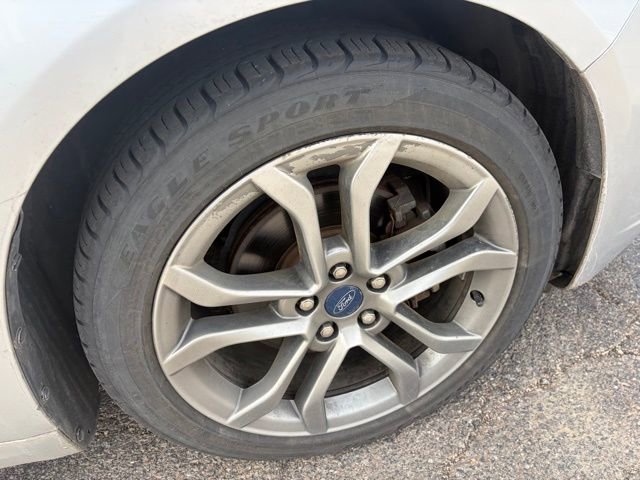 Used 2019 Ford Fusion Titanium image 14