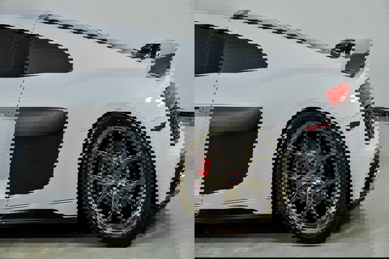 Used 2020 Audi R8 V10 w/ Carbon Exterior Package image 9