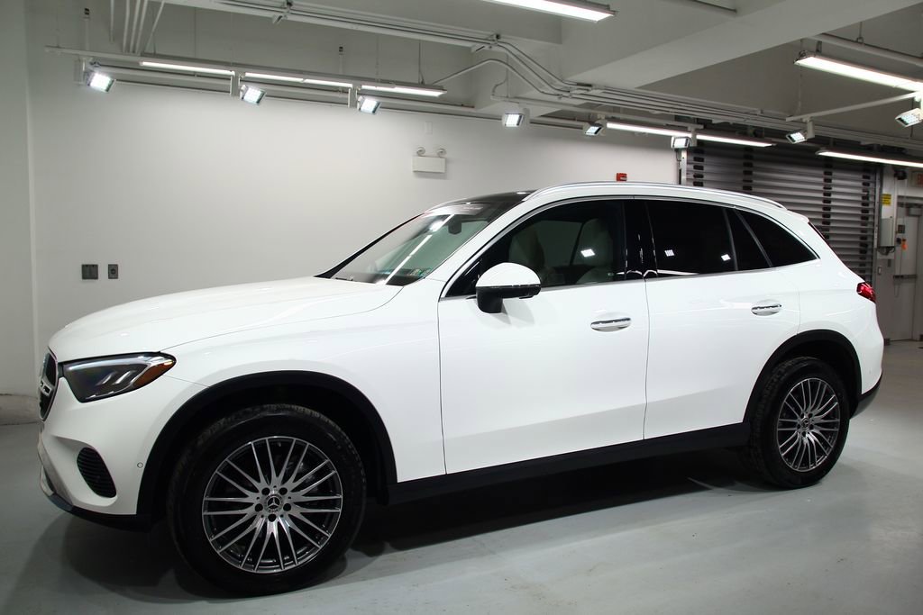 Certified 2023 Mercedes-Benz GLC 300 4MATIC image 16