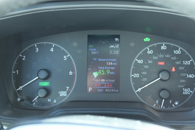 Used 2025 Toyota Corolla SE image 10