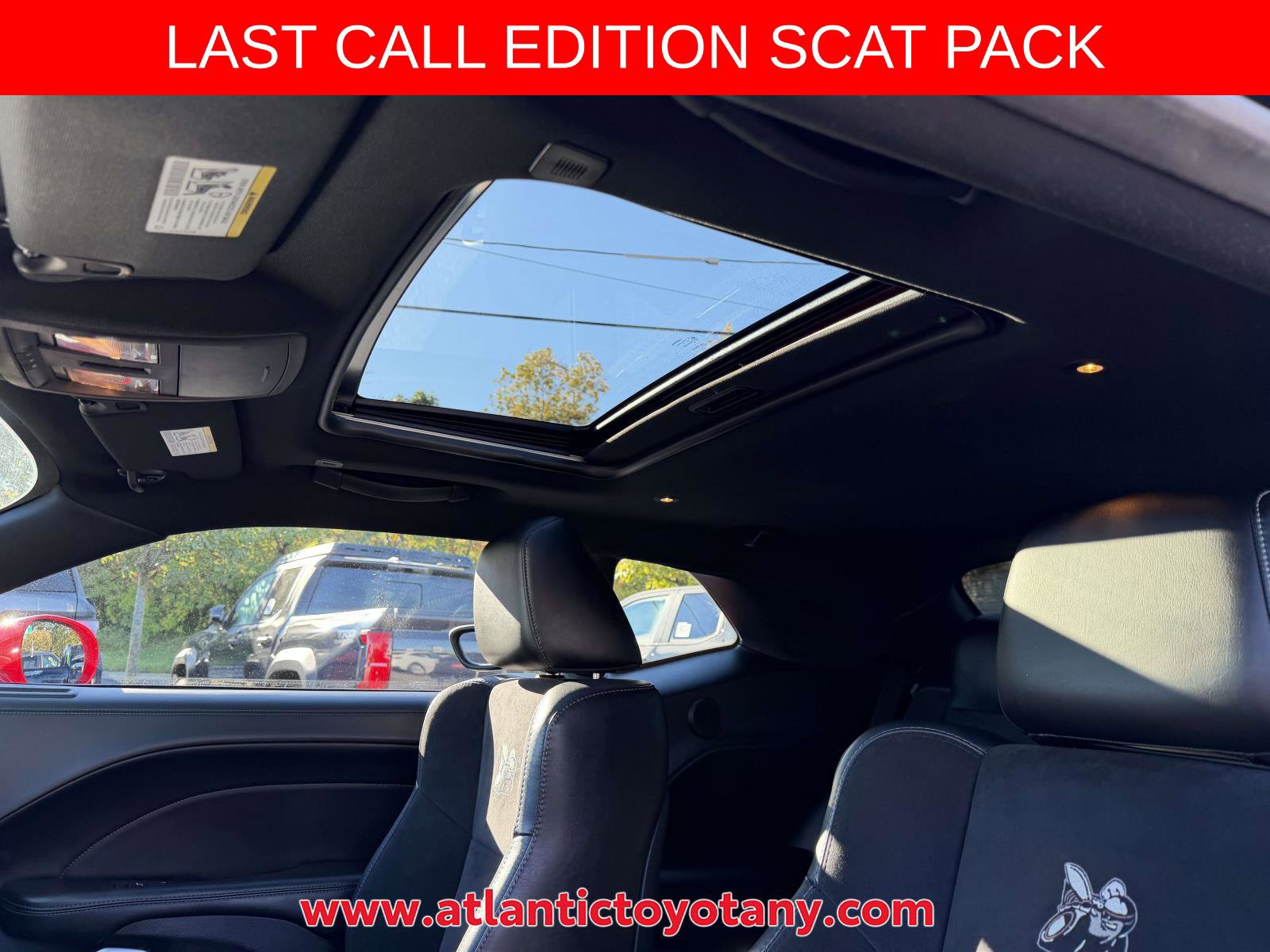 Used 2021 Dodge Challenger R/T Scat Pack RWD image 11