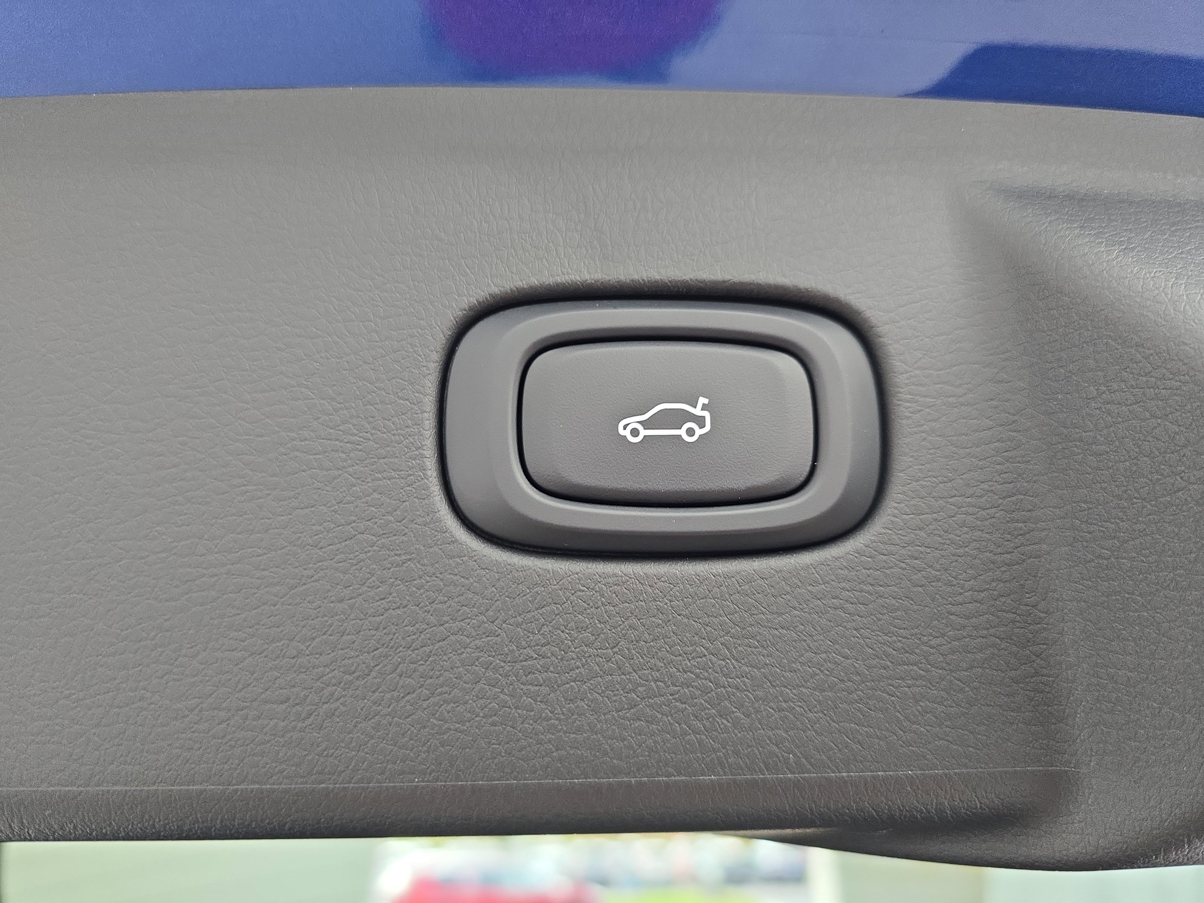 New 2025 VinFast VF 8 Plus image 13