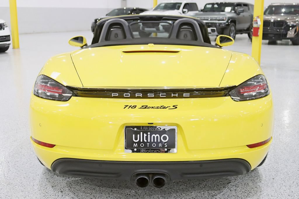 Used 2019 Porsche 718 Boxster S RWD image 15
