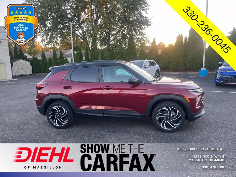 Used 2024 Chevrolet TrailBlazer RS w/ Convenience Package AWD/4WD image 2