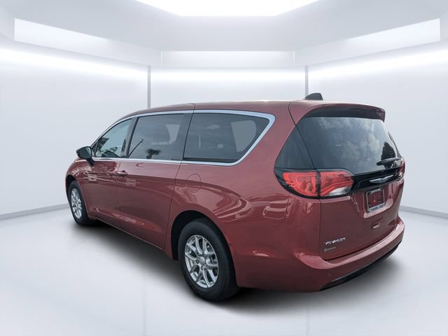 New 2026 Chrysler Voyager LX FWD image 5