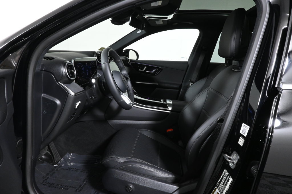 Certified 2026 Mercedes-Benz GLC 300 4MATIC image 3