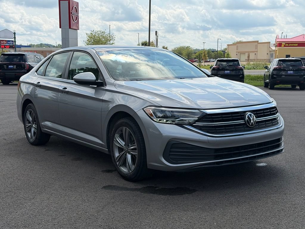 Used 2024 Volkswagen Jetta SE
