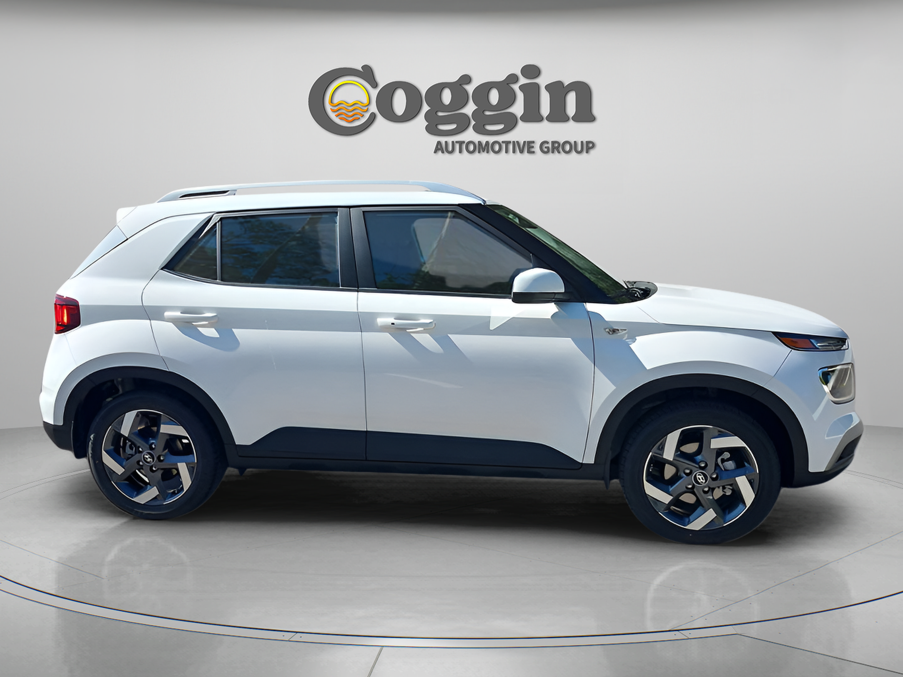 Certified 2026 Hyundai Venue SEL FWD image 7