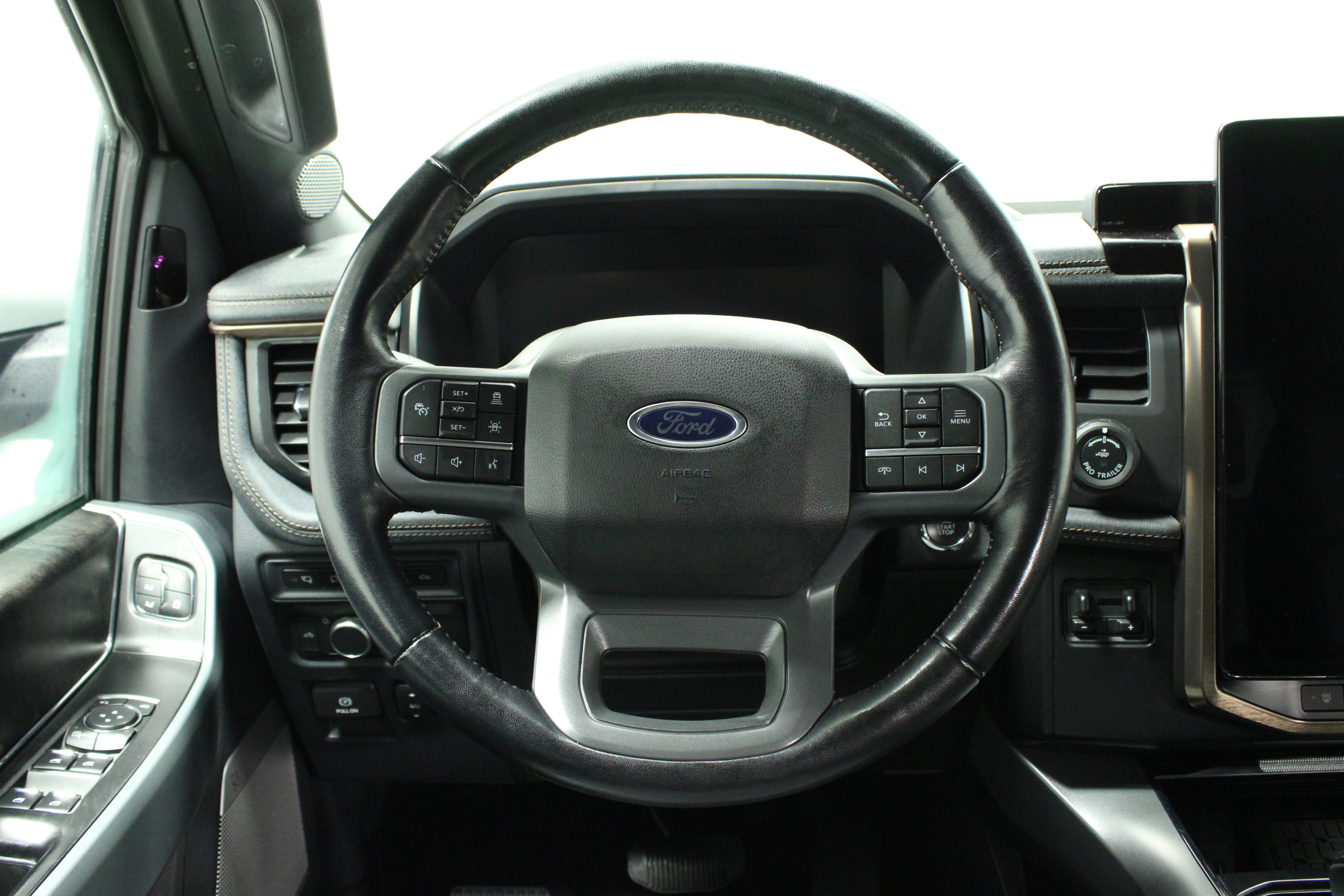 Used 2023 Ford F150 Lightning Lariat w/ Equipment Group 511A High image 24