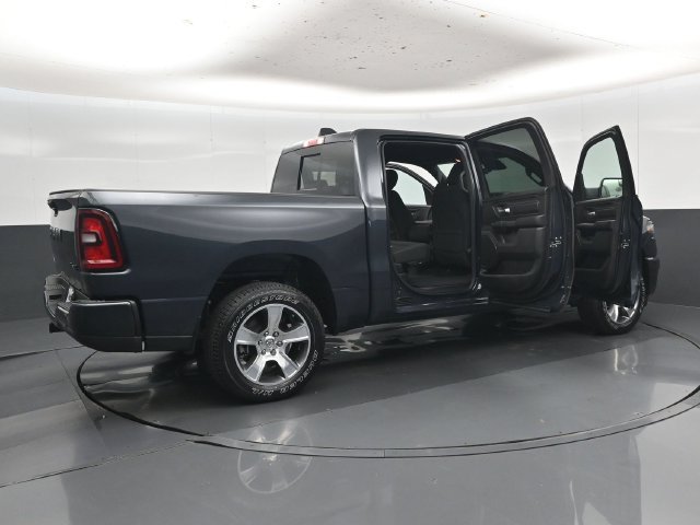 New 2027 RAM 1500 Express AWD/4WD image 57