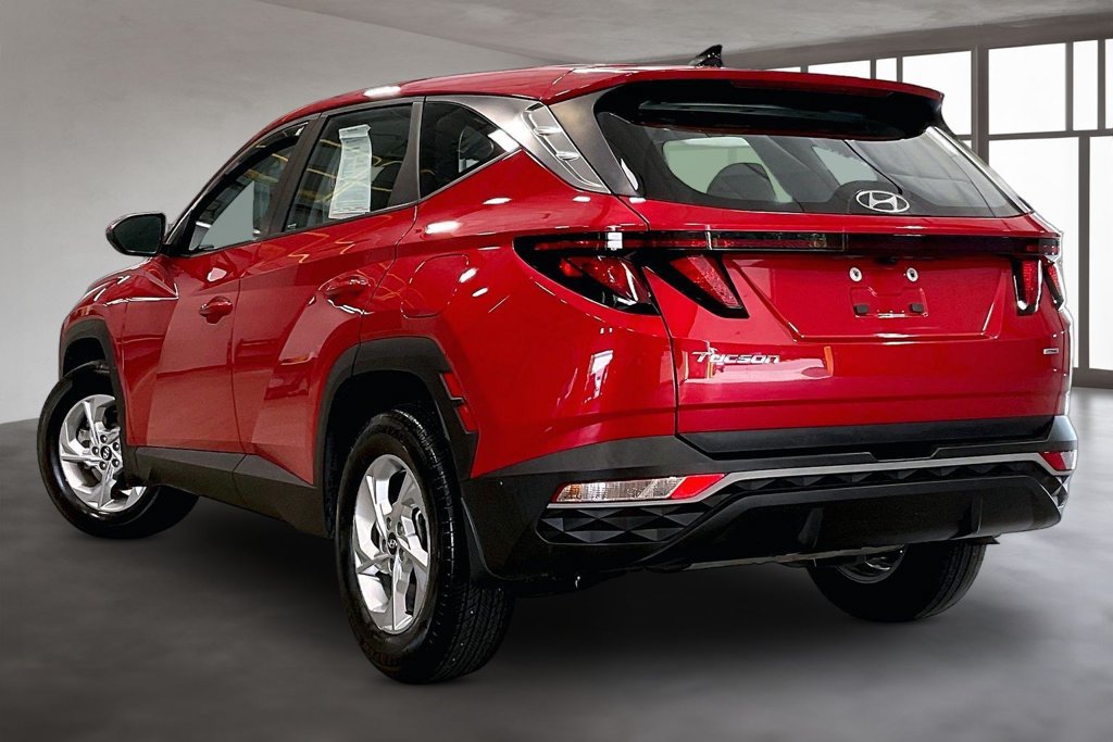 Used 2023 Hyundai Tucson SE AWD/4WD image 4
