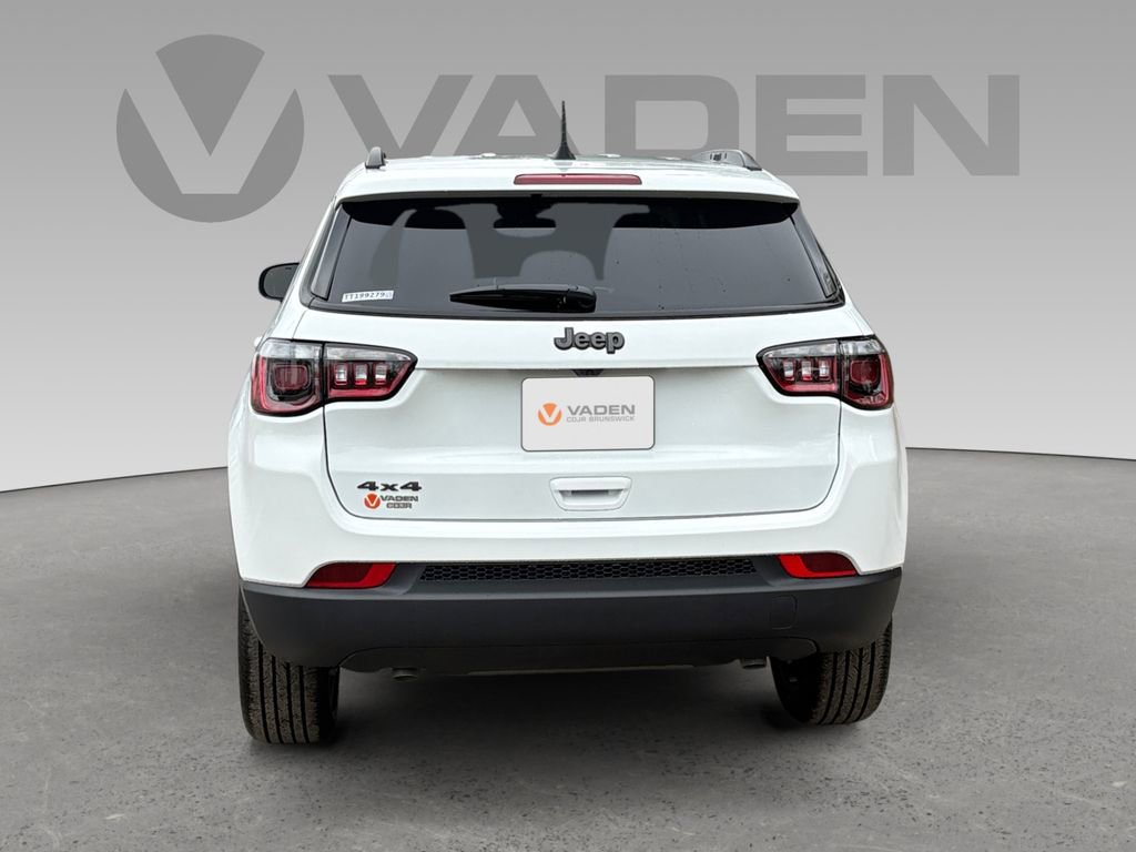 New 2026 Jeep Compass Latitude image 20