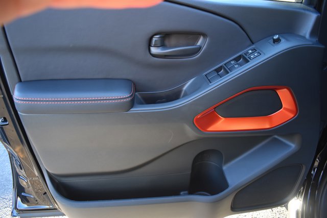 New 2026 Nissan Frontier PRO-4X w/ Pro-4x Convenience Package image 12