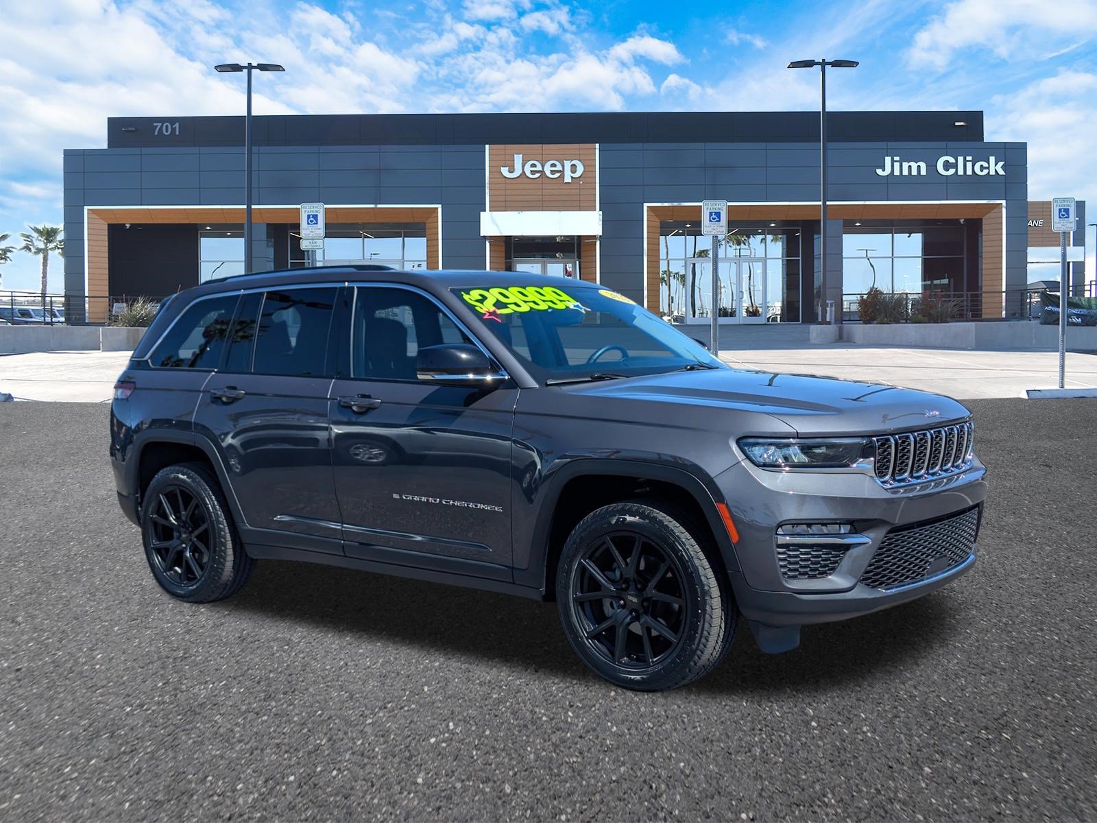 Certified 2022 Jeep Grand Cherokee Limited w/ Trailer Tow Prep Group (B)