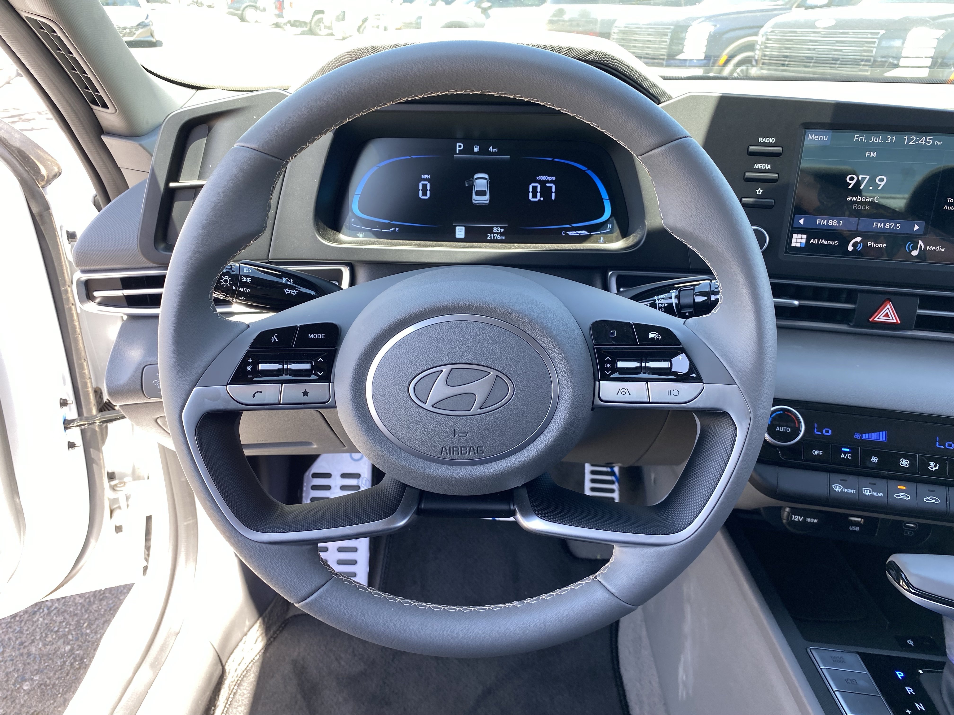 Used 2026 Hyundai Elantra Sport FWD image 27