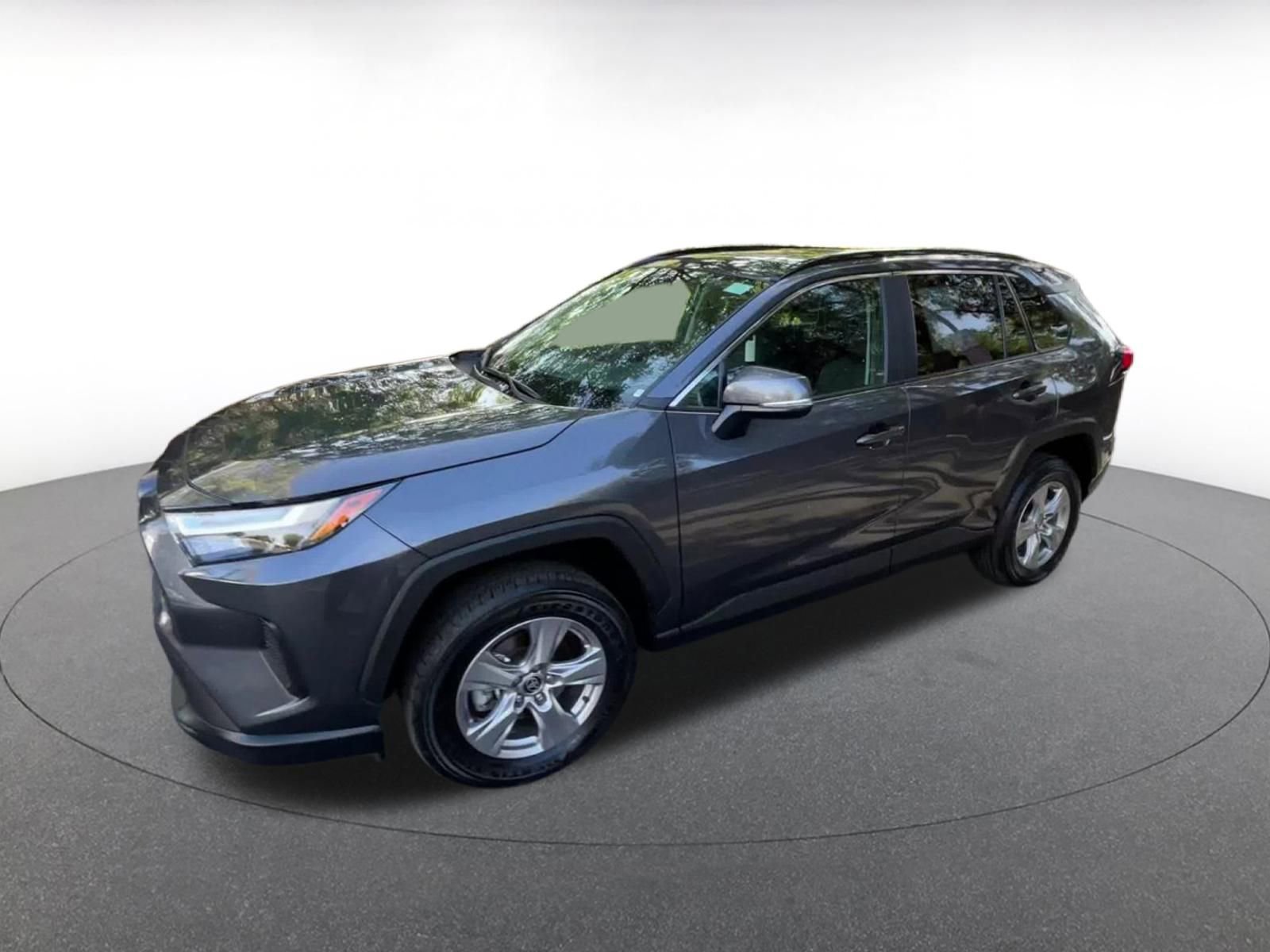 Used 2025 Toyota RAV4 XLE image 8