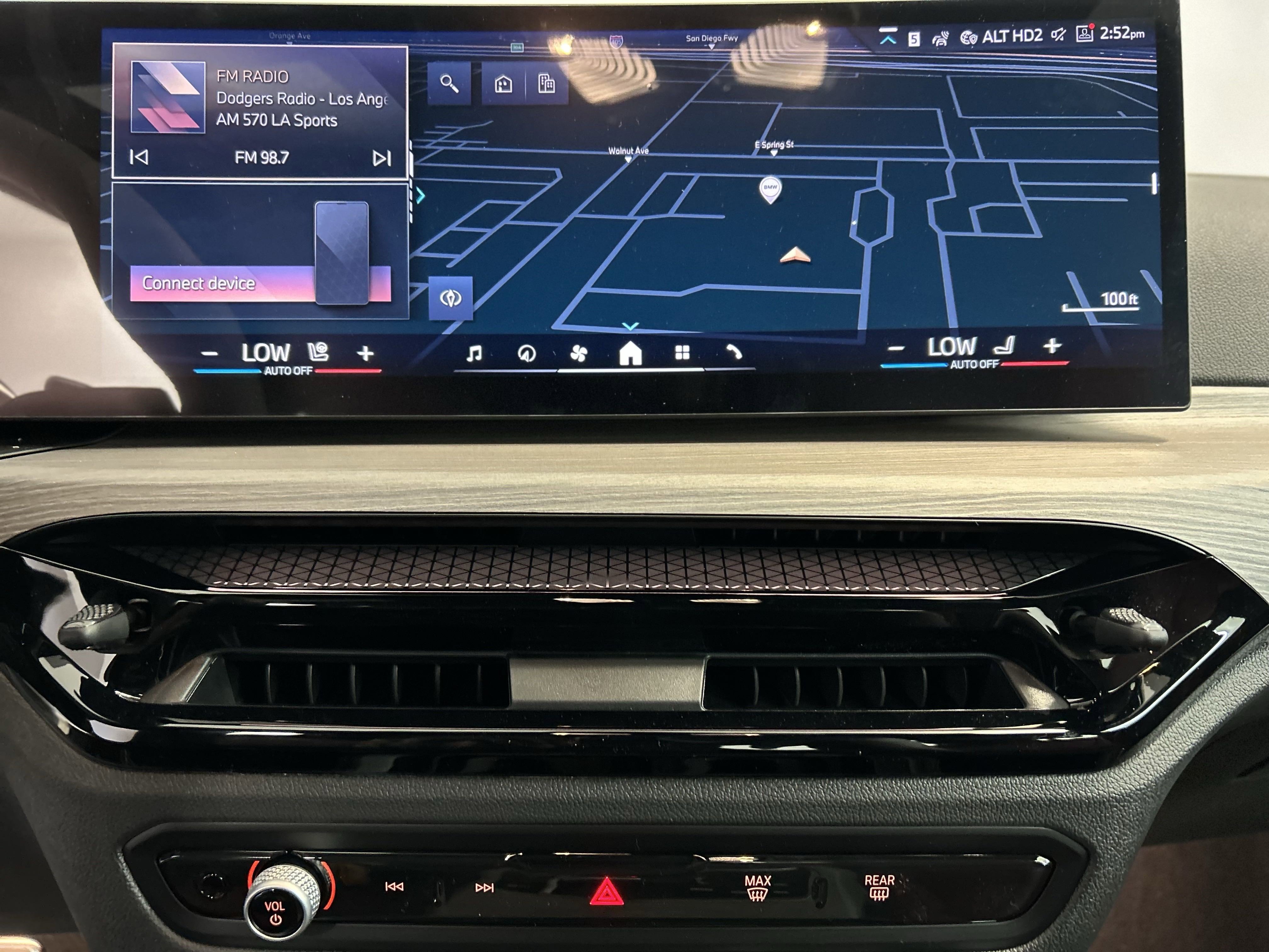 Used 2025 BMW 430i 430i w/ M Sport Package image 9