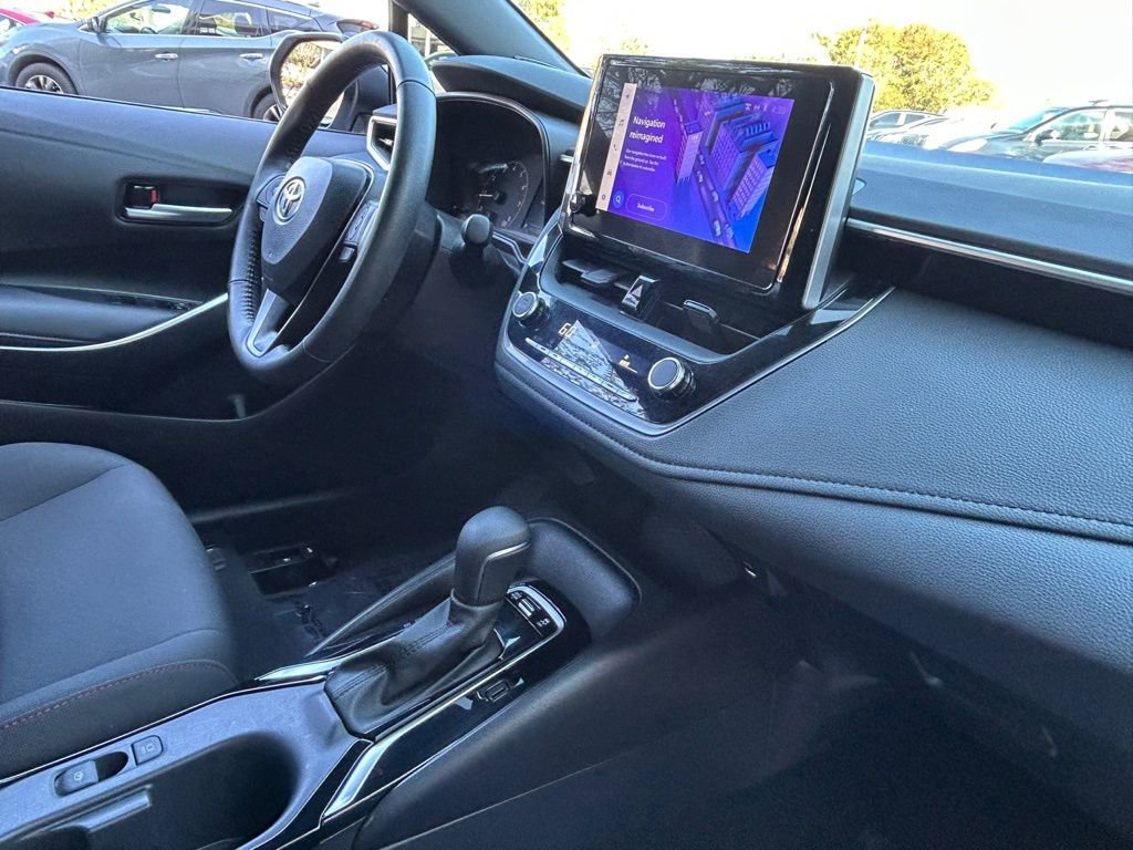 Used 2023 Toyota Corolla SE w/ SE Premium Package image 29