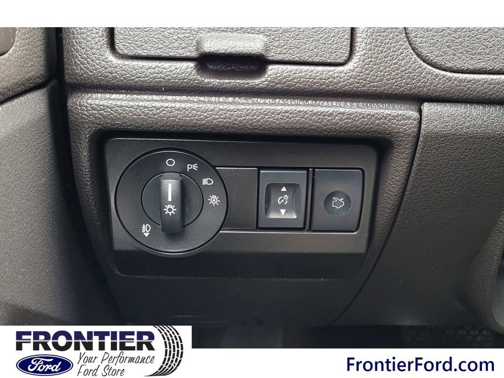 Used 2011 Ford Fusion SEL image 12