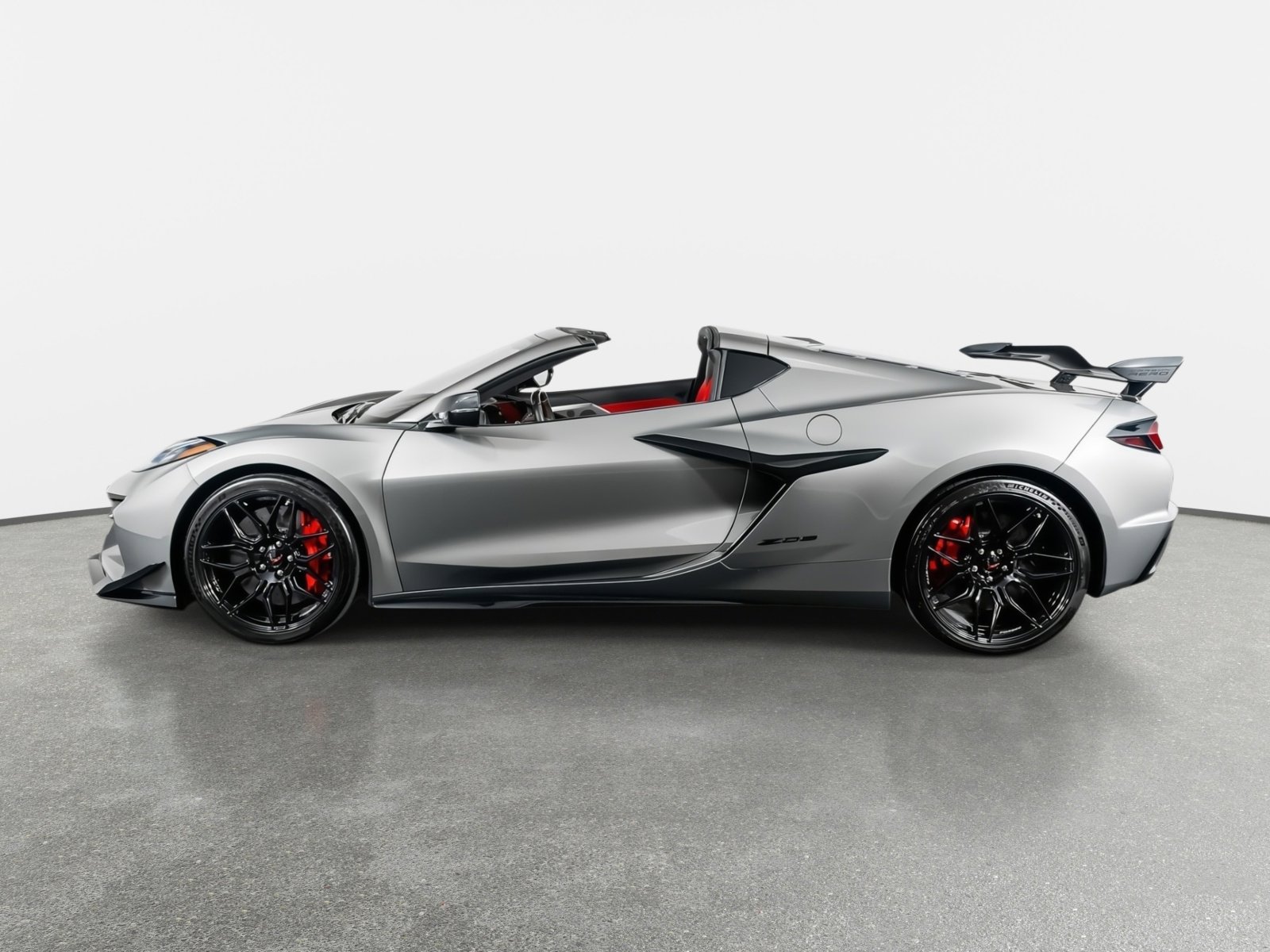 Used 2023 Chevrolet Corvette Z06 w/ Z07 Performance Package RWD image 16