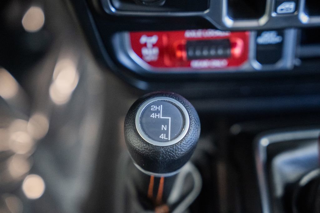 Used 2021 Jeep Gladiator Mojave w/ Safety Group image 30