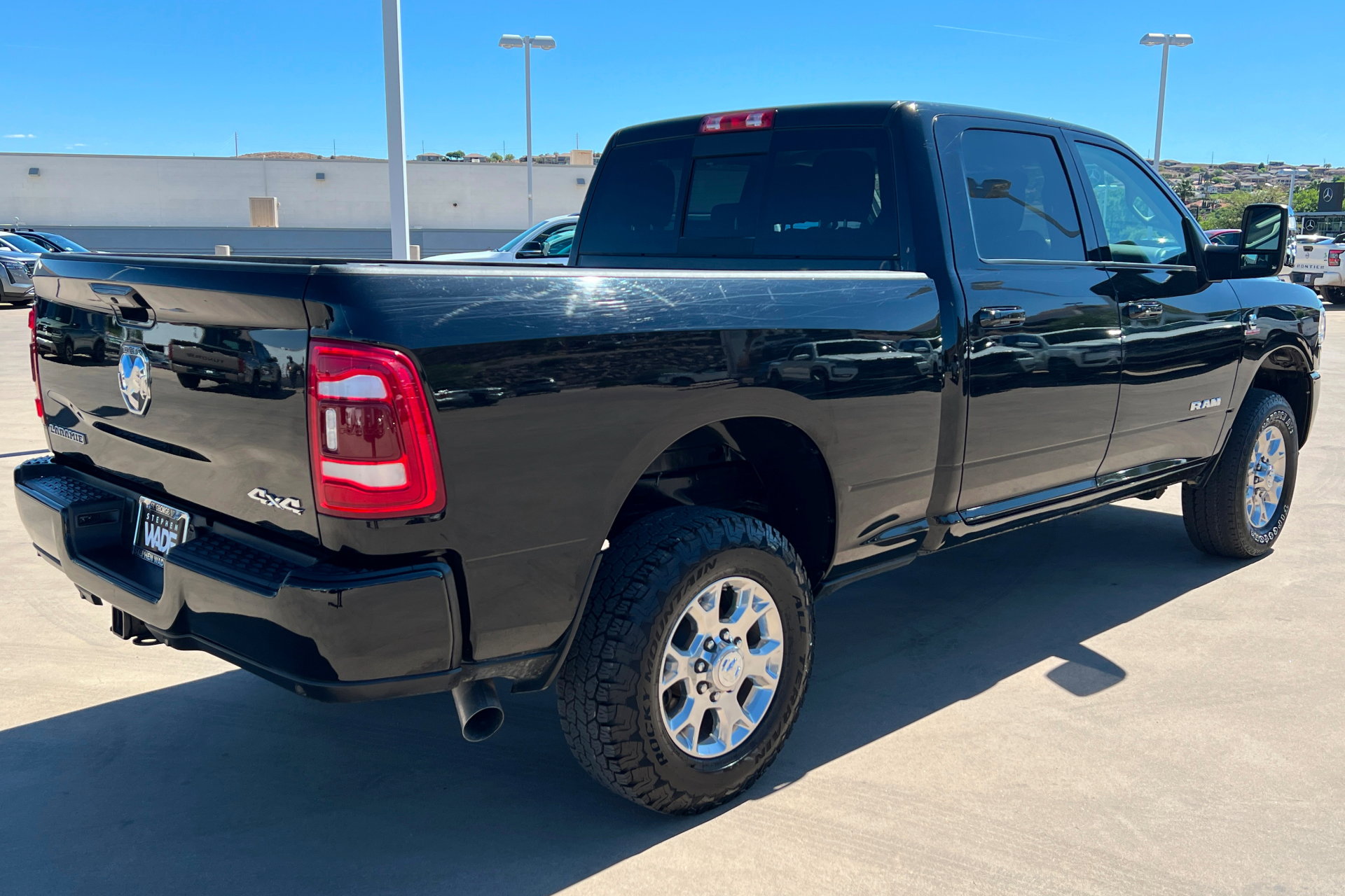 Used 2024 RAM 2500 Laramie AWD/4WD image 5