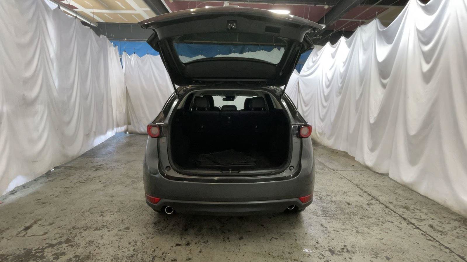 Used 2021 MAZDA CX-5 Touring FWD image 19