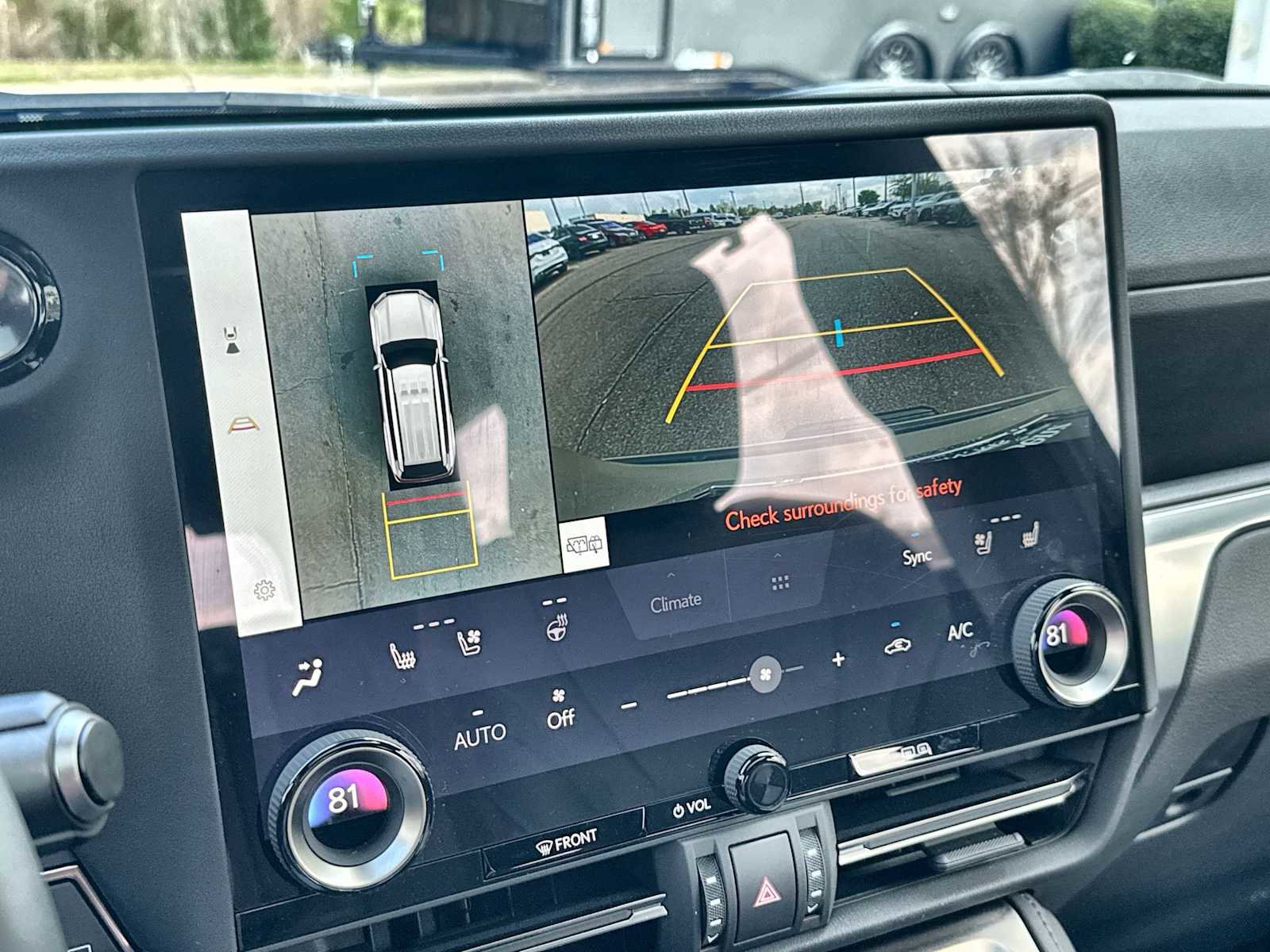 Used 2025 Lexus GX 550 image 27