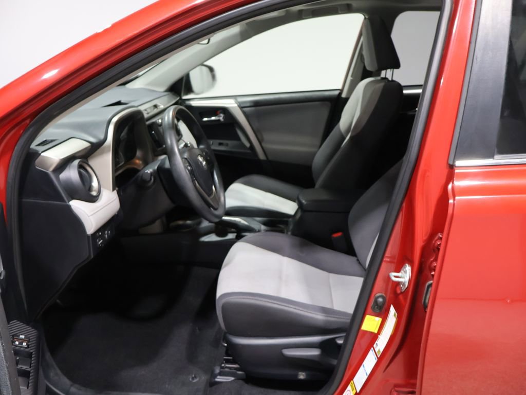 Used 2015 Toyota RAV4 XLE image 11