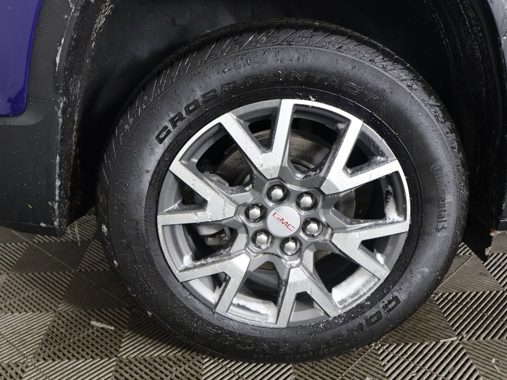 Used 2023 GMC Acadia SLE w/ Driver Convenience Package image 22