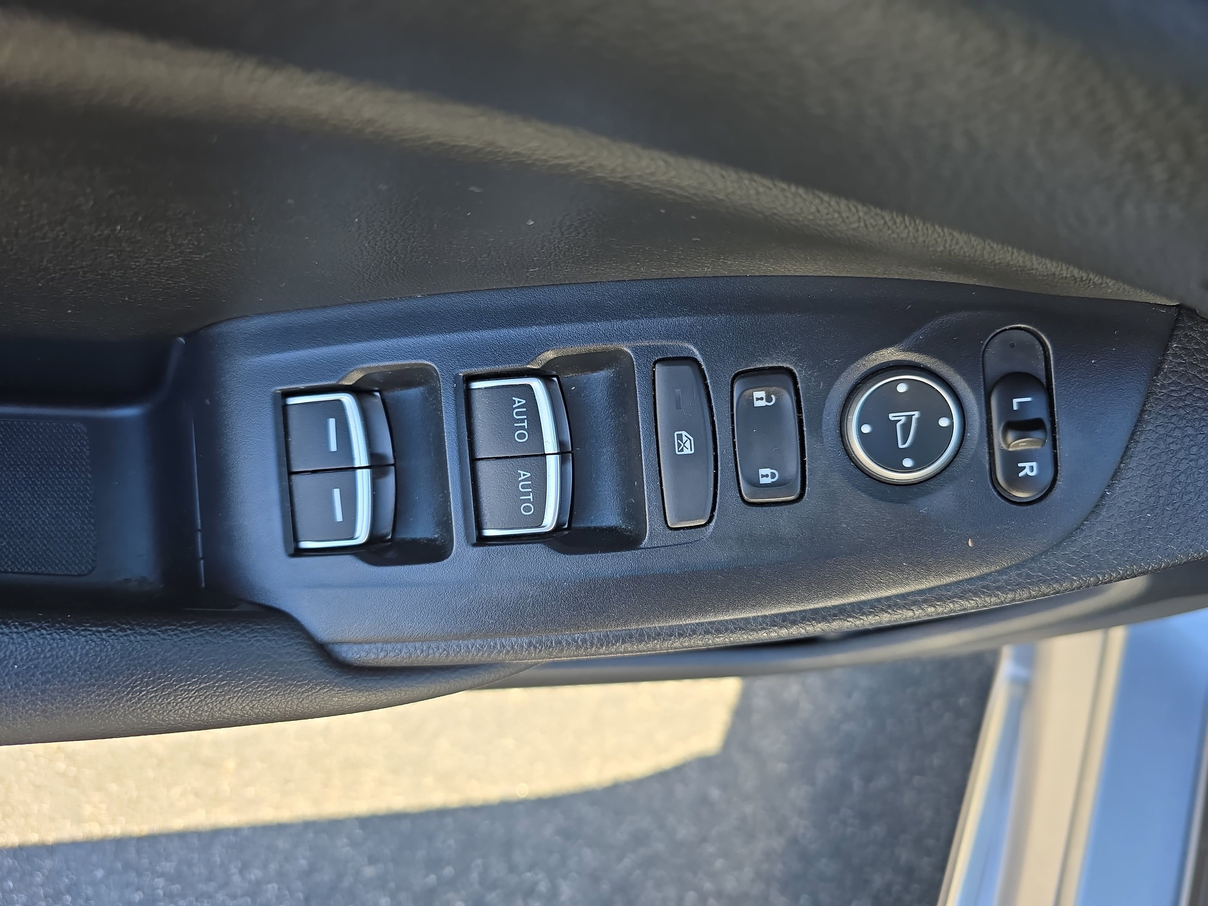 Certified 2020 Honda Accord Touring image 28