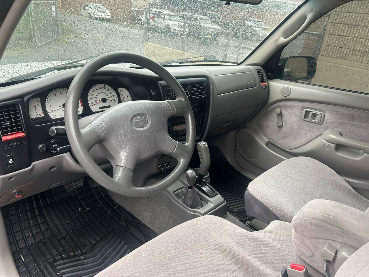 Used 2001 Toyota Tacoma Xtracab V6 4WD image 10