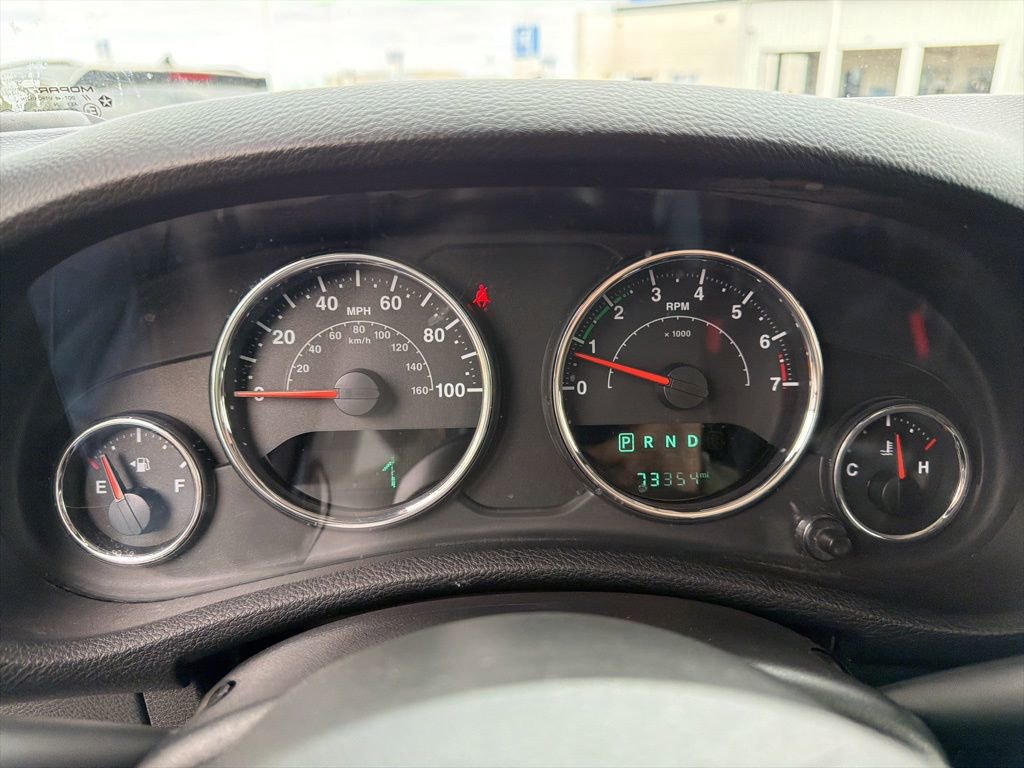 Used 2018 Jeep Wrangler Unlimited Sahara w/ Max Tow Package image 12