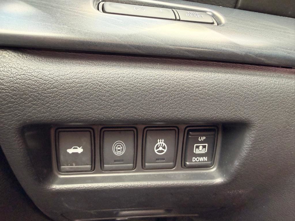 Used 2019 Nissan Maxima Platinum w/ Sport Mat Group FWD image 28
