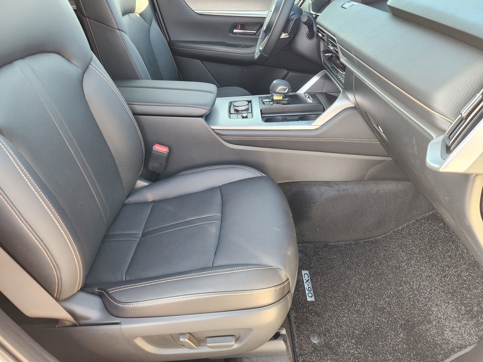 New 2026 MAZDA CX-90 3.3 Turbo w/ Preferred Package image 15