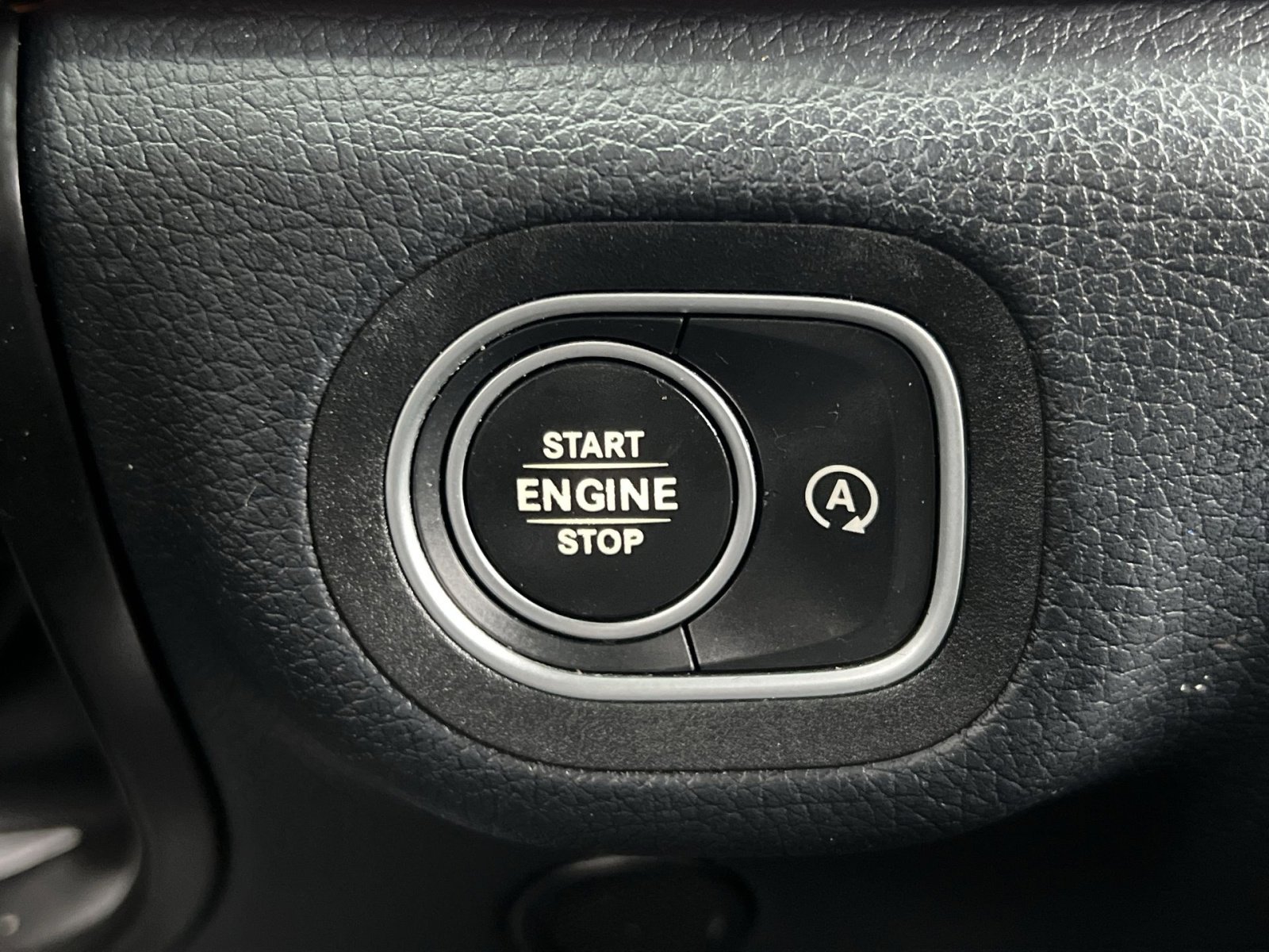 Certified 2022 Mercedes-Benz GLS 450 4MATIC image 33