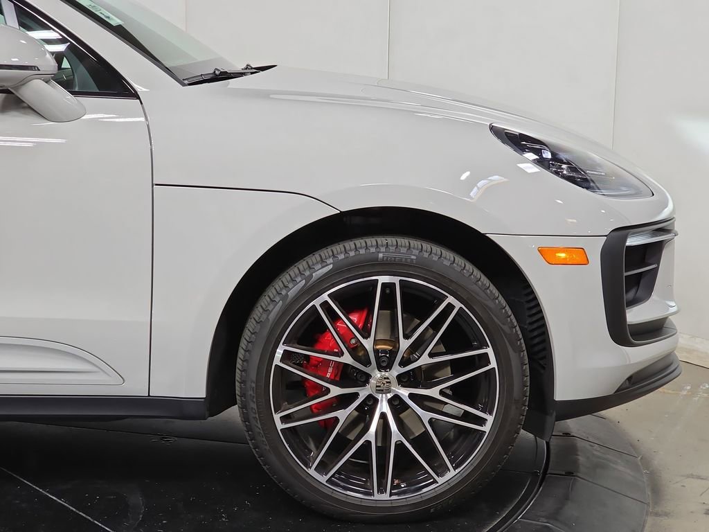 Certified 2025 Porsche Macan S AWD/4WD image 11