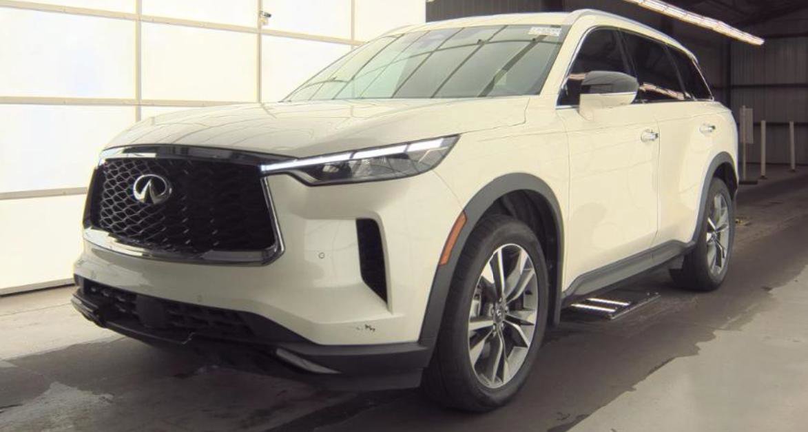 Certified 2023 INFINITI QX60 Luxe w/ Performance Audio Package