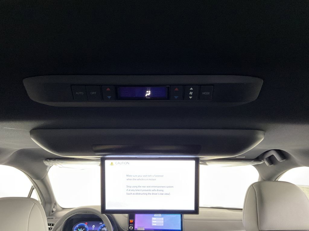 New 2026 Toyota Sienna XSE image 14