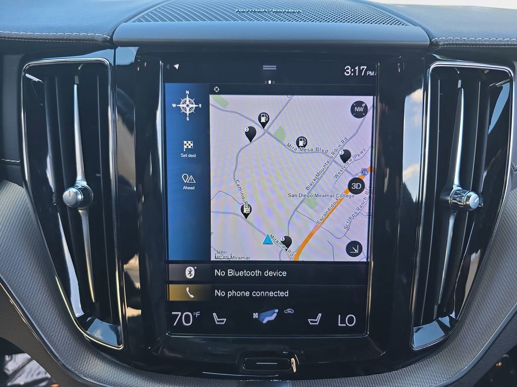 Used 2021 Volvo XC60 T8 R-Design w/ Protection Package Premier image 25