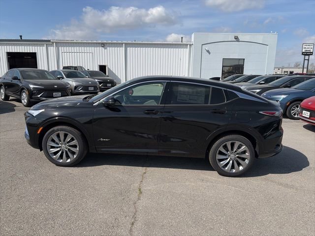 New 2026 Buick Envista Avenir image 3