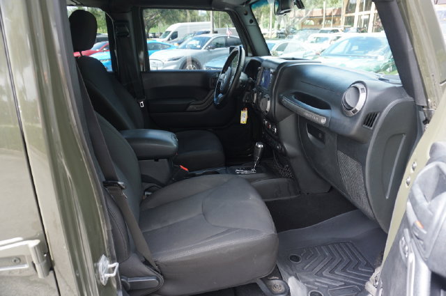 Used 2016 Jeep Wrangler Unlimited Sport w/ Quick Order Package 24S AWD/4WD image 3