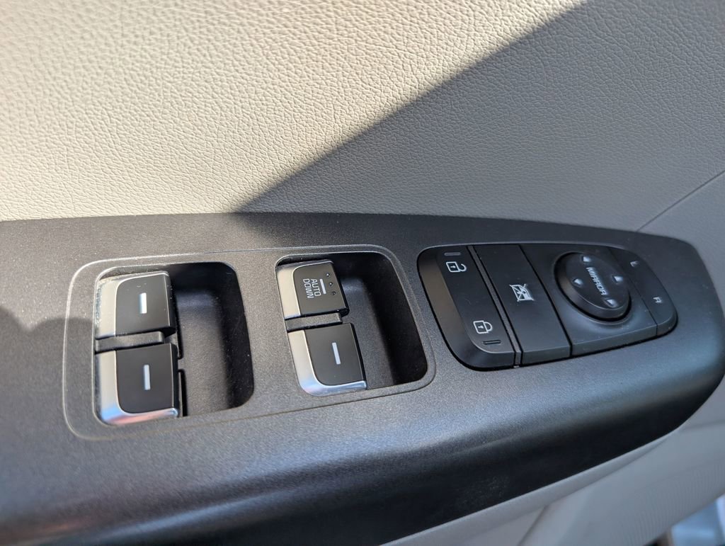 Used 2022 Kia Sportage LX AWD/4WD image 22