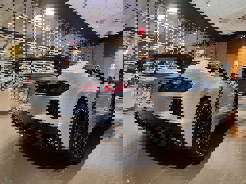 Used 2021 Chevrolet Corvette Stingray Preferred Cpe w/ Z51 Performance Package image 6