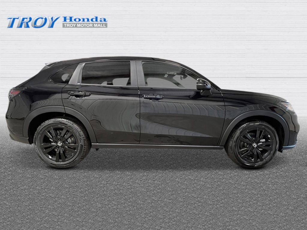 New 2026 Honda HR-V Sport image 8