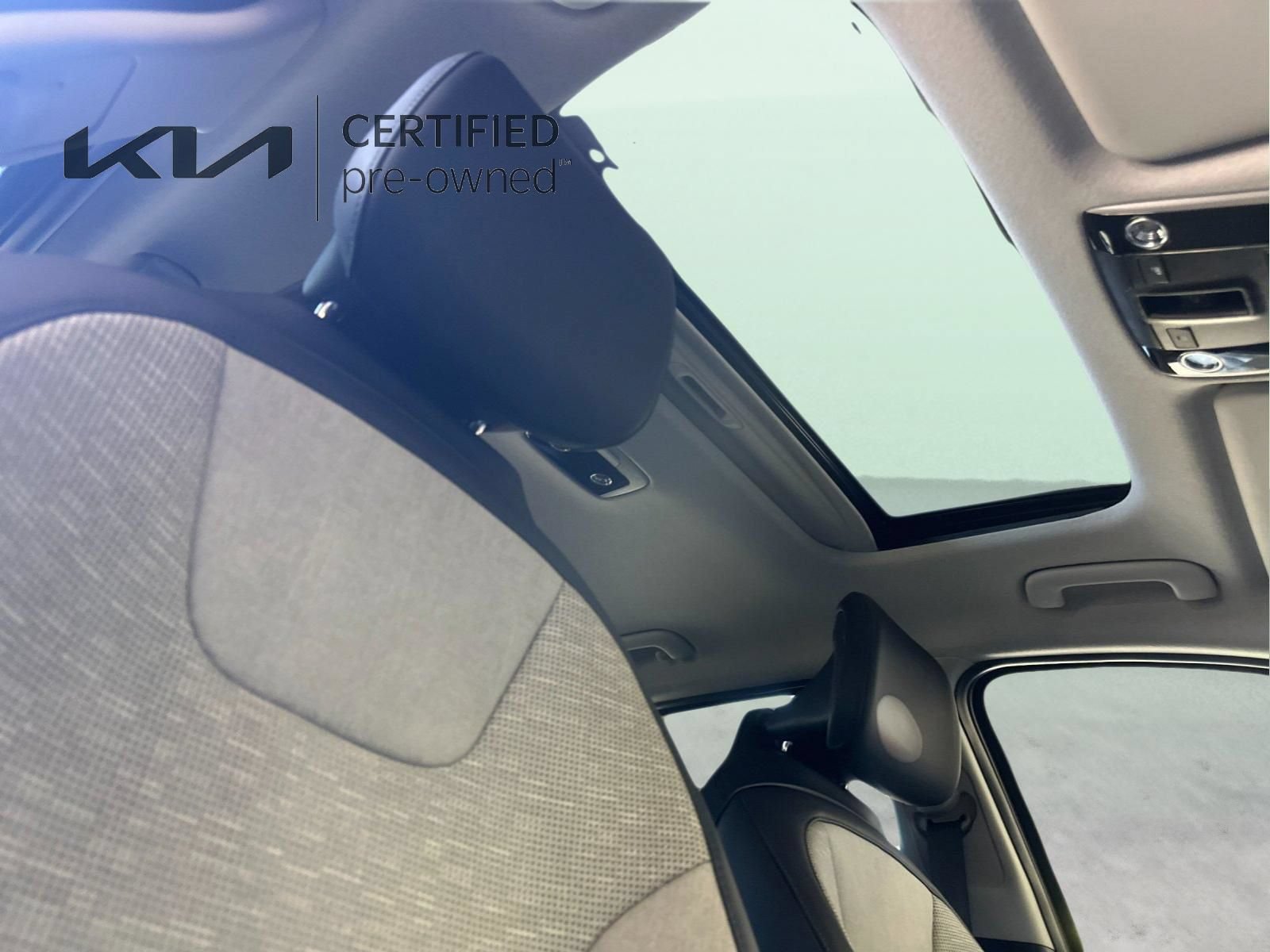 Certified 2024 Kia Niro Wave FWD image 17