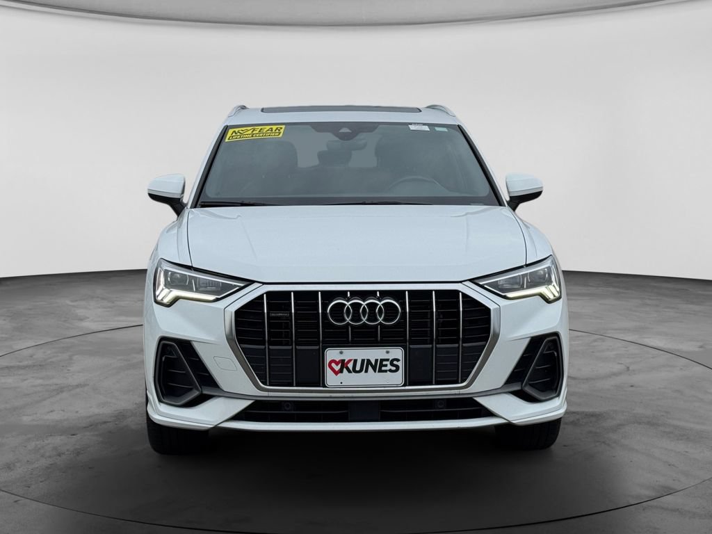 Used 2025 Audi Q3 2.0T Premium AWD/4WD image 2